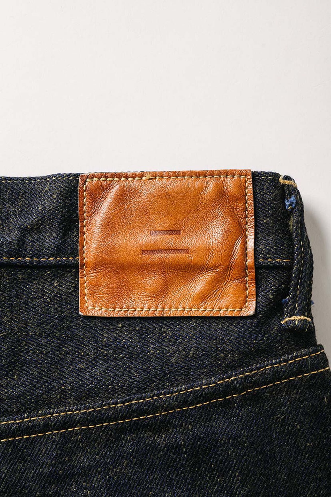 HK5450HT
"Heavy Kusaki" 19.5oz
High Tapered Jeans image number 12