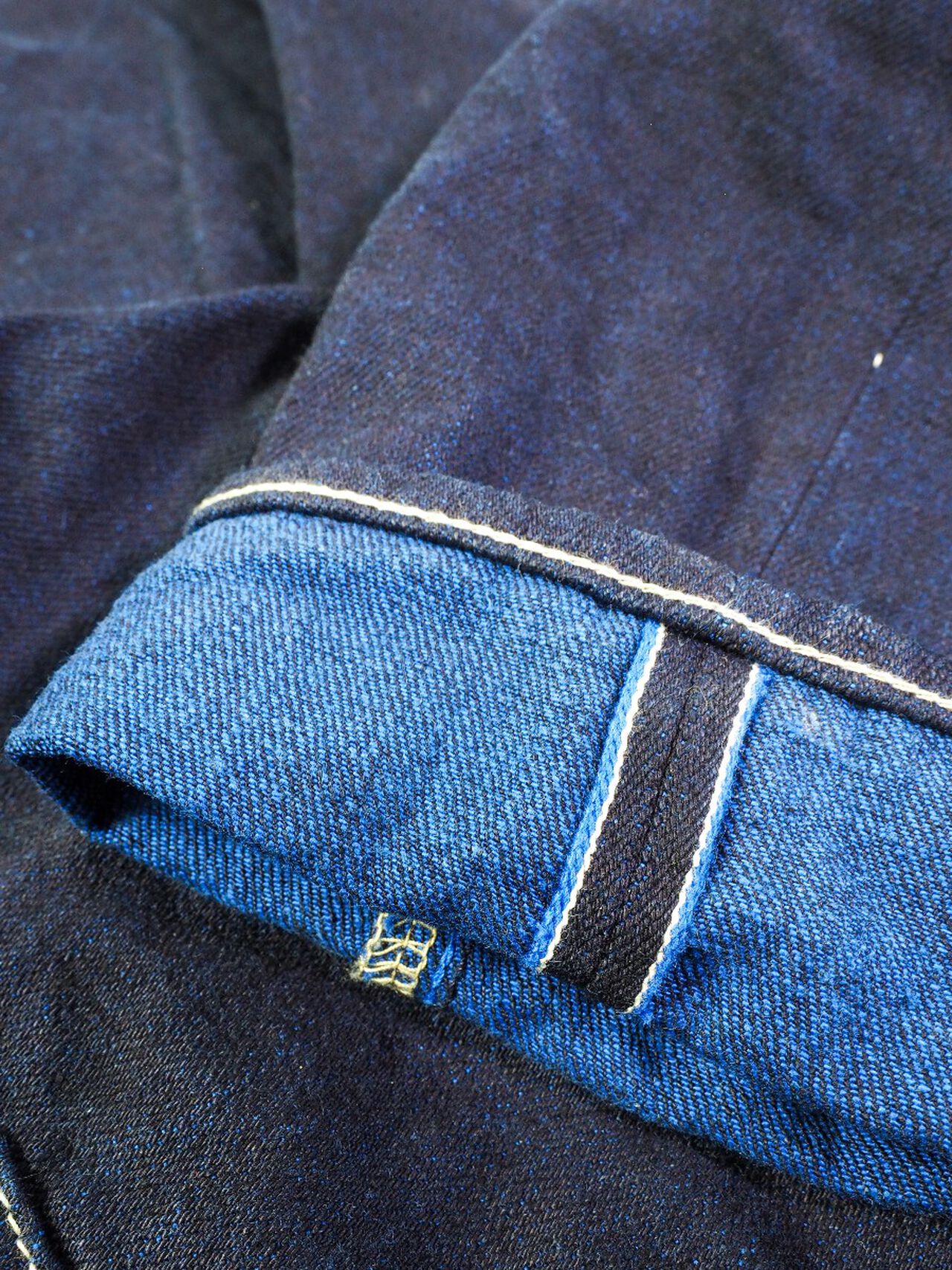 YUT 16.5oz Natural Indigo "Yurai" Tapered Jeans image number 8