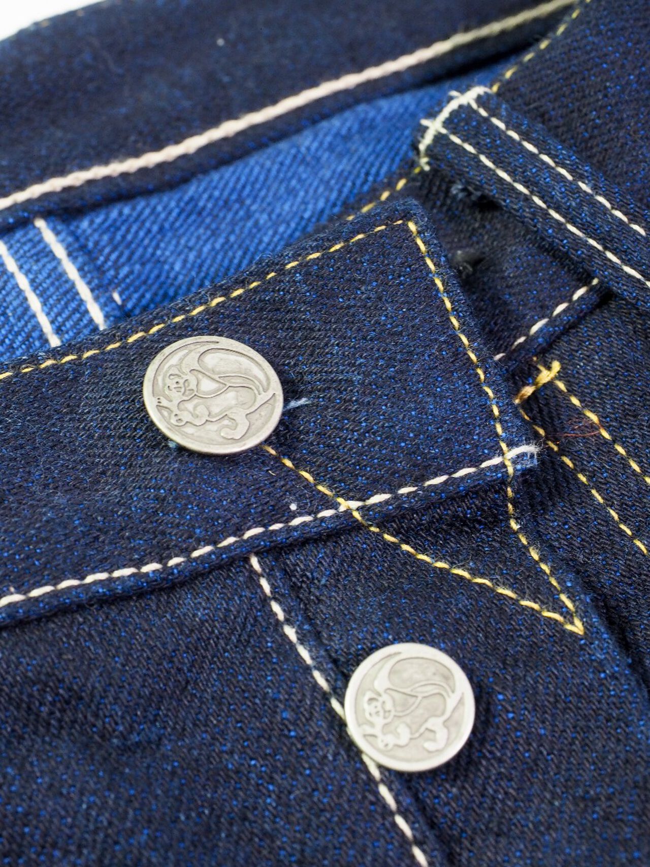 YUT 16.5oz Natural Indigo "Yurai" Tapered Jeans image number 3