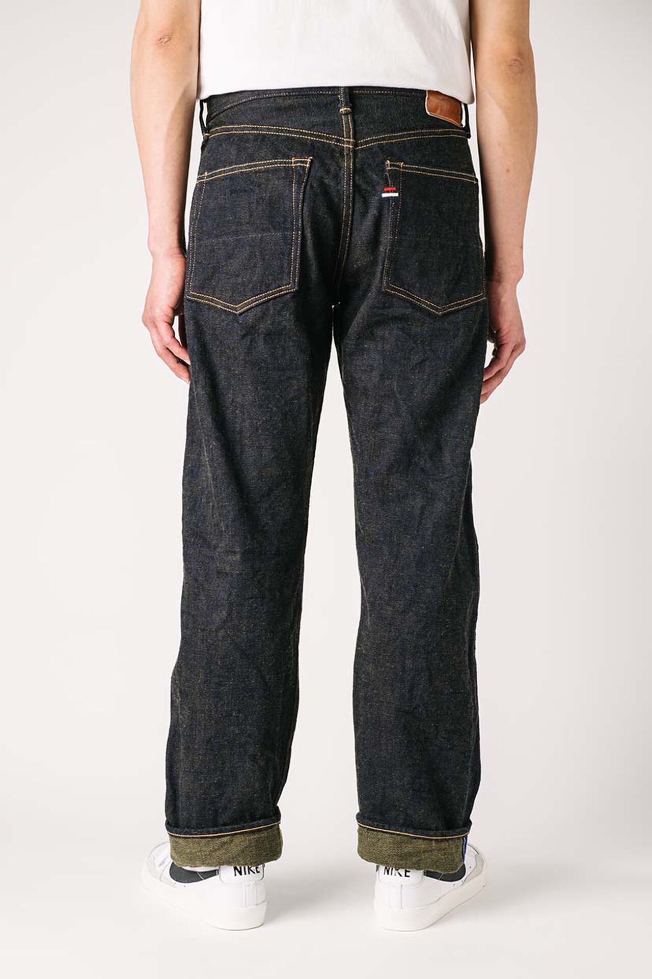 HK6561R
"Heavy Kusaki" 19.5oz
Regular Straight Jeans image number 2